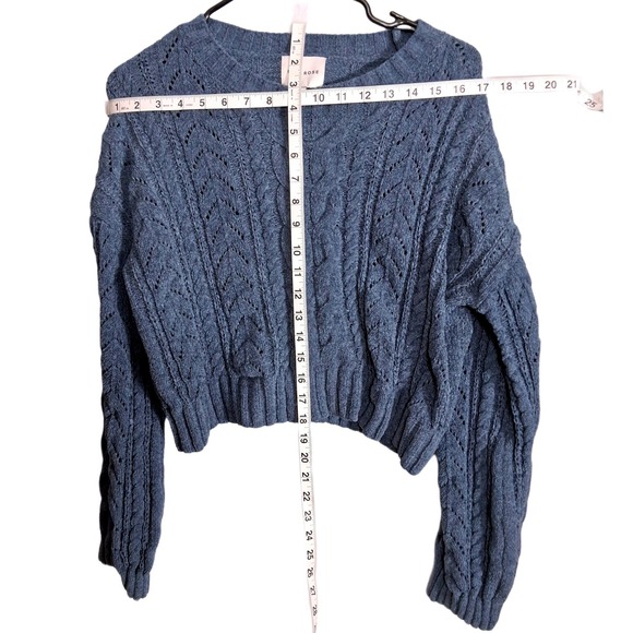 Pink Rose Blue Cable Knit Cropped Sweater Long Sleeve Crew Neck Large PF2S24915 - Picture 3 of 6